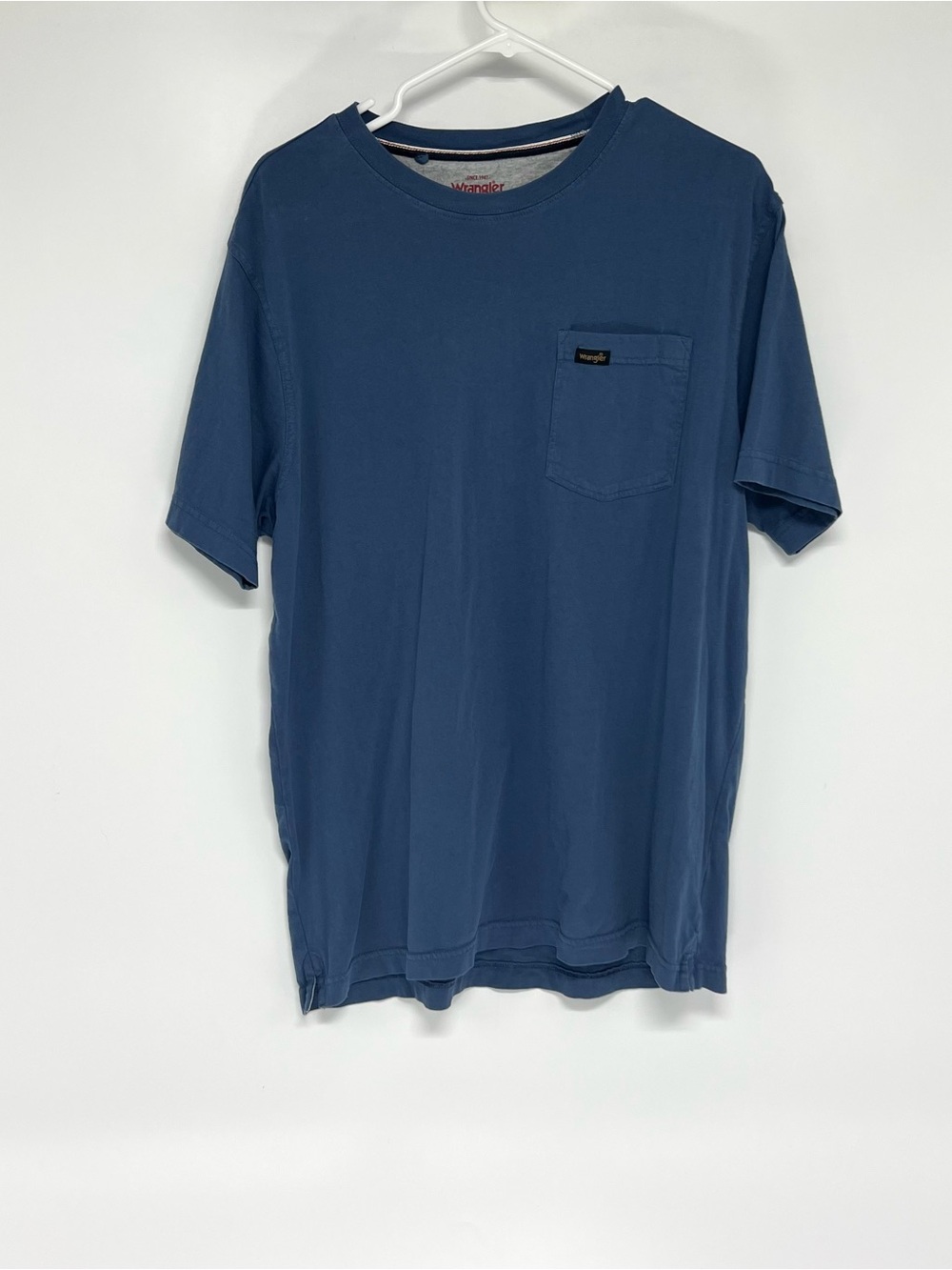 Wrangler men’s pocket t shirt medium